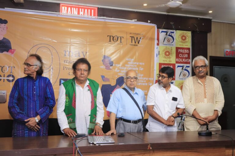 নাটক কে বাঁচিয়ে রাখতে টাইমস অব থিয়েটার রেডিও (ToT Radio) অ্যাপ লঞ্চ করলো