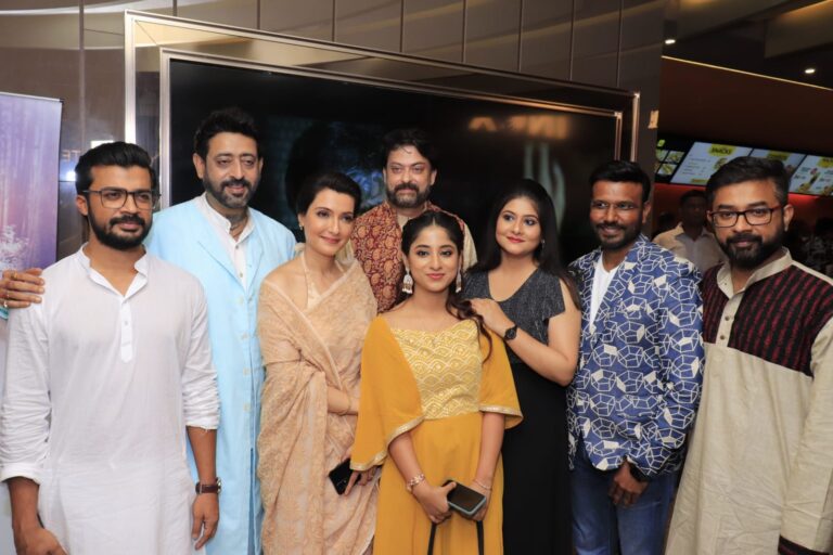 বৃহস্পতিবার মেগা প্রিমিয়ারে উপস্থিত ‘ Hridpindo ‘ – এর গোটা টিম