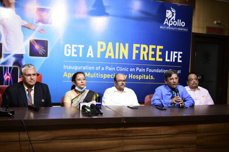 পেইন ফাউন্ডেশন ডে উপলক্ষে অ্যাপোলো মাল্টিস্পেশালিটি হাসপাতাল লঞ্চ করলো ‘কমপ্রিহেনসিভ পেইন ক্লিনিক’