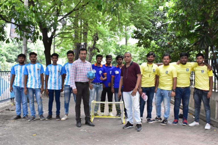 উন্নত শরীর এবং মানসিক স্বাস্থ্য অর্জনের লক্ষ্যে, Apollo 24/7 -এর নতুন উদ্যোগ বাংলা সকার লিগ – “কে হবে ফুটবল-এর চ্যাম্প”