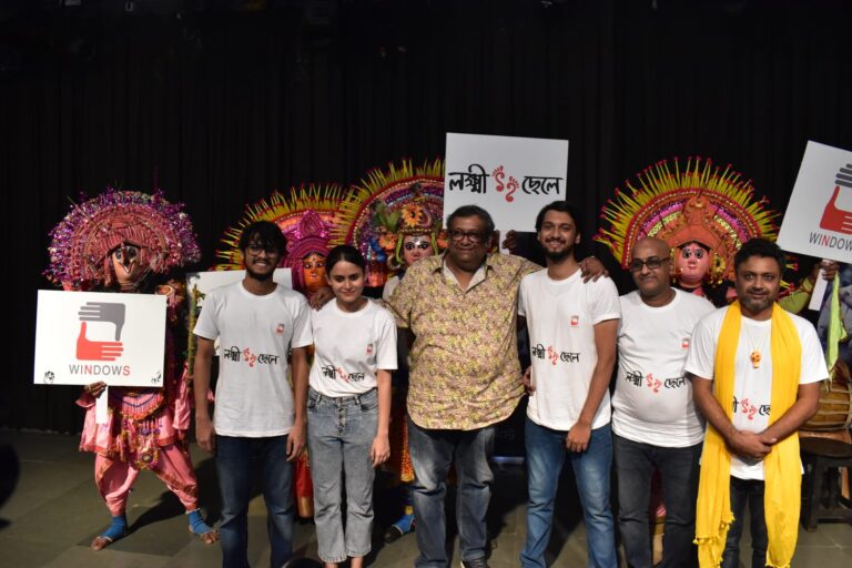 পথ নাটকের মাধ্যমে অভিনব প্রচার কৌশিক গাঙ্গুলির আগামী কাজ উইন্ডোজ প্রযোজিত ‘লক্ষী ছেলে’ চলচ্চিত্রের