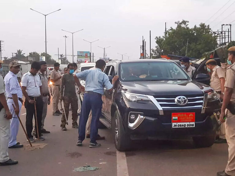 ঝাড়খণ্ডের বিধায়কদের টাকা কেলেঙ্কারি: গোহাটির ব্যবসায়ীকে তলব করল বেঙ্গল সিআইডি