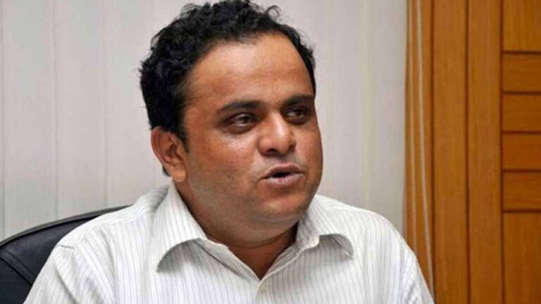 আমার সম্পত্তির হিসাবে কোনও গরমিল থাকলে রাজনীতি ছেড়ে দেব: ব্রাত্য