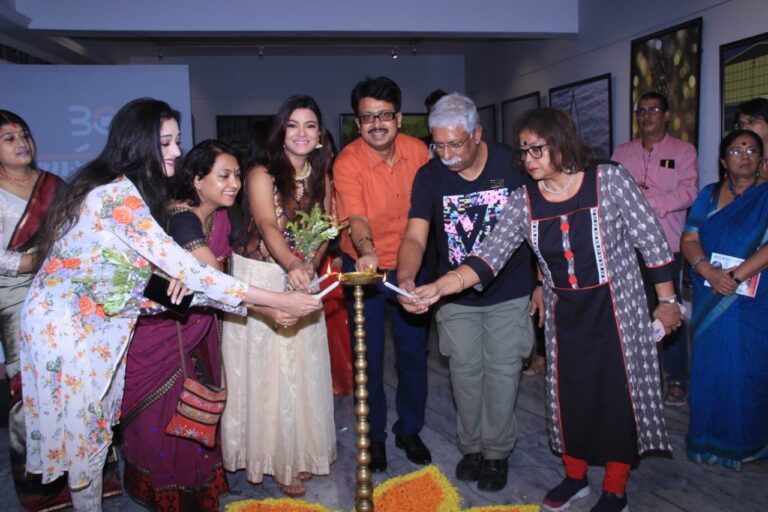 বিড়লা অ্যাকাডেমিতে শুরু হল ছ’দিনের আলোকচিত্র প্রদর্শনী