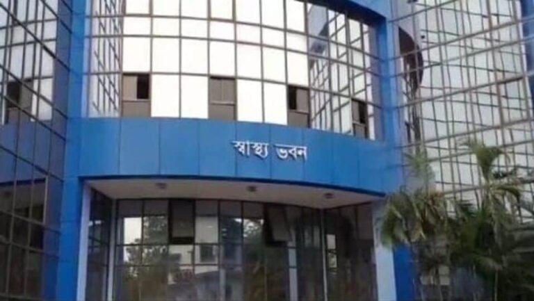 30শে সেপ্টেম্বরের মধ্যে 18 উর্ধ্ব সকলের বুস্টার ডোজ,এমন টার্গেট করছে স্বাস্থ্য দফতর