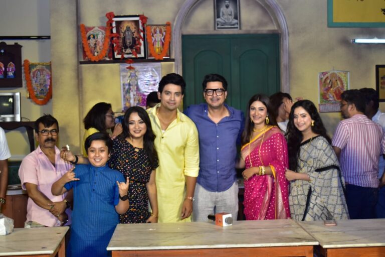 স্টার জলসা উপস্থাপনায় ‘হরো গৌরি পাইস হোটেল’ দুটি ভিন্ন মানুষের একটি গল্প আসছে পর্দায়