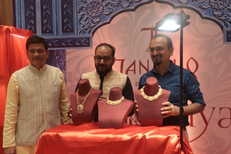 তানিষ্ক উৎসব সম্ভার – ‘আলেখ্য’ প্রকাশ করল কলকাতায় ~ ক্যানভাসে শিল্পীর কল্পনার গৌরবোজ্জ্বল প্রতিফলন ~