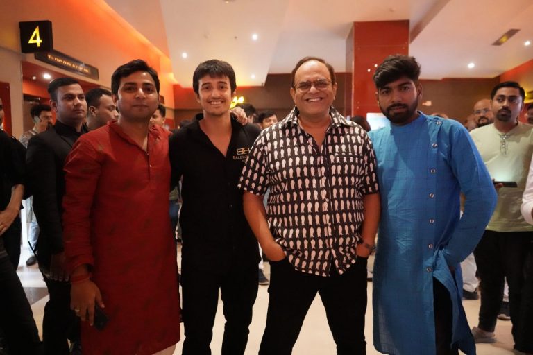 অনুষ্ঠিত হল পরিচালক সৌভিক দে- র ছবি ‘ বিজয়া দশমী’