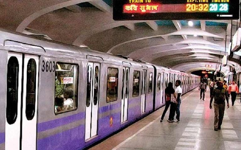 বউবাজারে মেট্রো টানেলিং কাজ: সরকার ক্ষতিগ্রস্ত পরিবার এবং দোকান মালিকদের জন্য ক্ষতিপূরণ ঘোষণা করেছে