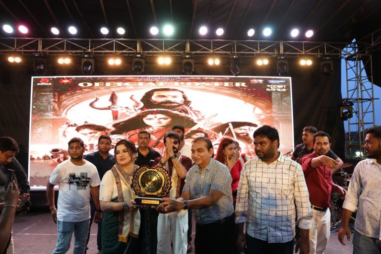 স্বামী বিবেকানন্দ বিশ্ববিদ্যালয়ে প্রসেনজিৎ-শ্রাবন্তীর উপস্থিতিতে ‘দেবী চৌধুরানী’ প্রমোশন