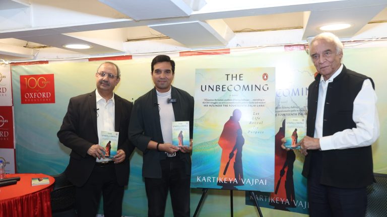 সাহিত্য, আধ্যাত্মিকতা ও অন্তর্দর্শনের মেলবন্ধনে কলকাতায় উন্মোচিত কার্তিকেয় বাজপেয়ীর বই ‘দ্য আনবিকামিং’