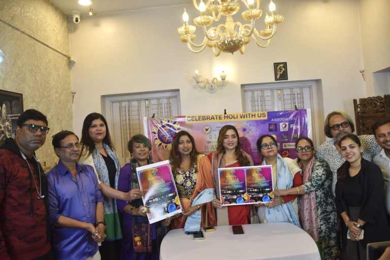 আর পি ওয়েলফেয়ার ট্রাস্টের উদ্যোগে হোয়ে গেলো আইকনিকের হলে ‘রং মহোৎসব ২.০’-