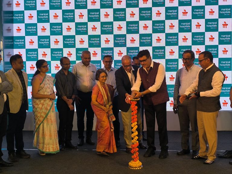 মনিপাল হসপিটাল  আয়োজন করল রোবোটিক প্রযুক্তিতে চিকিৎসায় নতুন অধ্যায়, ‘রোবোটিক সামিট ২০২৬’
